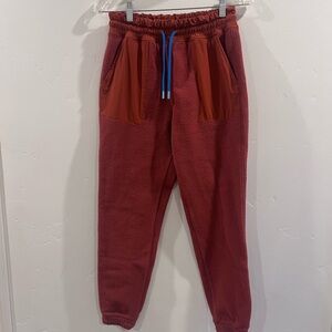 Cotopaxi Abrazo Joggers with Navy Pocket